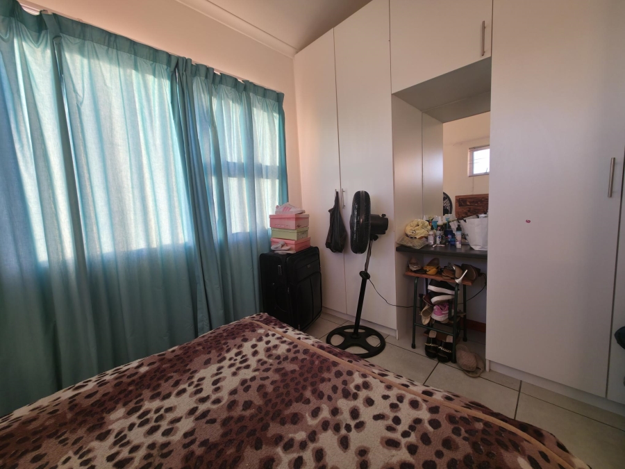 2 Bedroom Property for Sale in Houghton Place Western Cape